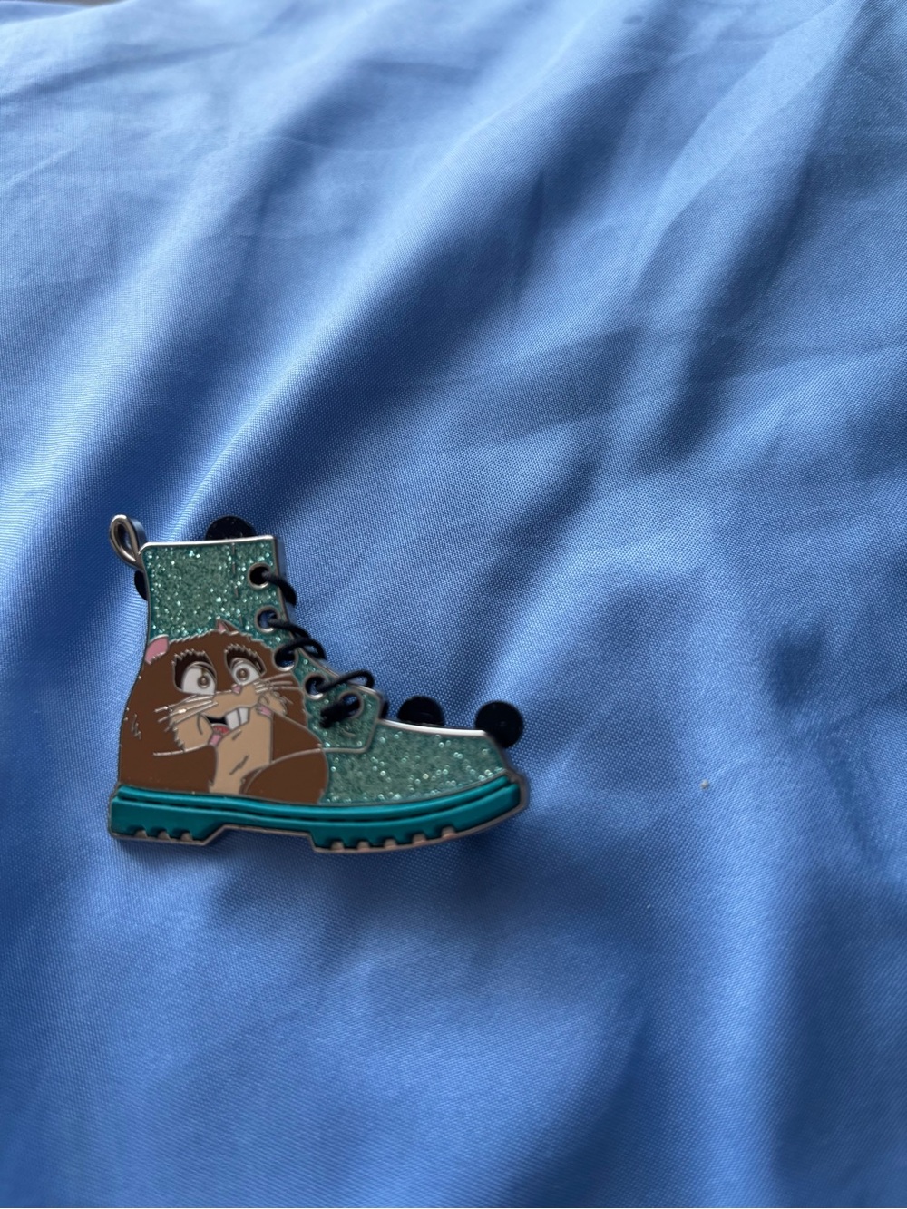 Disney Pins Steppin' Out Rhino (Bolt) – Limited Edition LE 500
